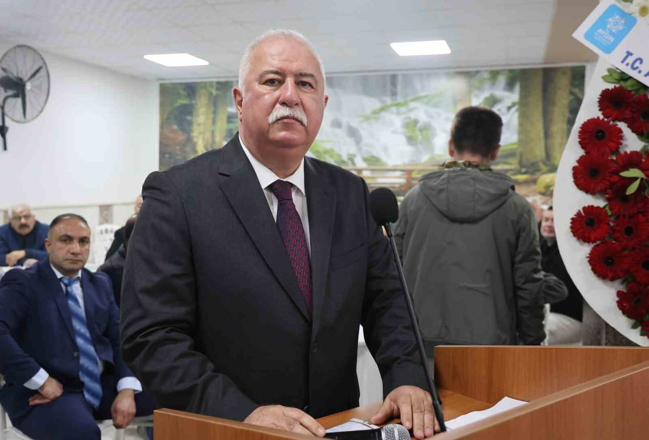 AYDIN ŞOFÖRLER ODASI BAŞKANLIĞI GÖREVİNİ KESİNTİSİZ OLARAK 4 DÖNEMDİR SÜRDÜREN BAŞKAN SEMİH...