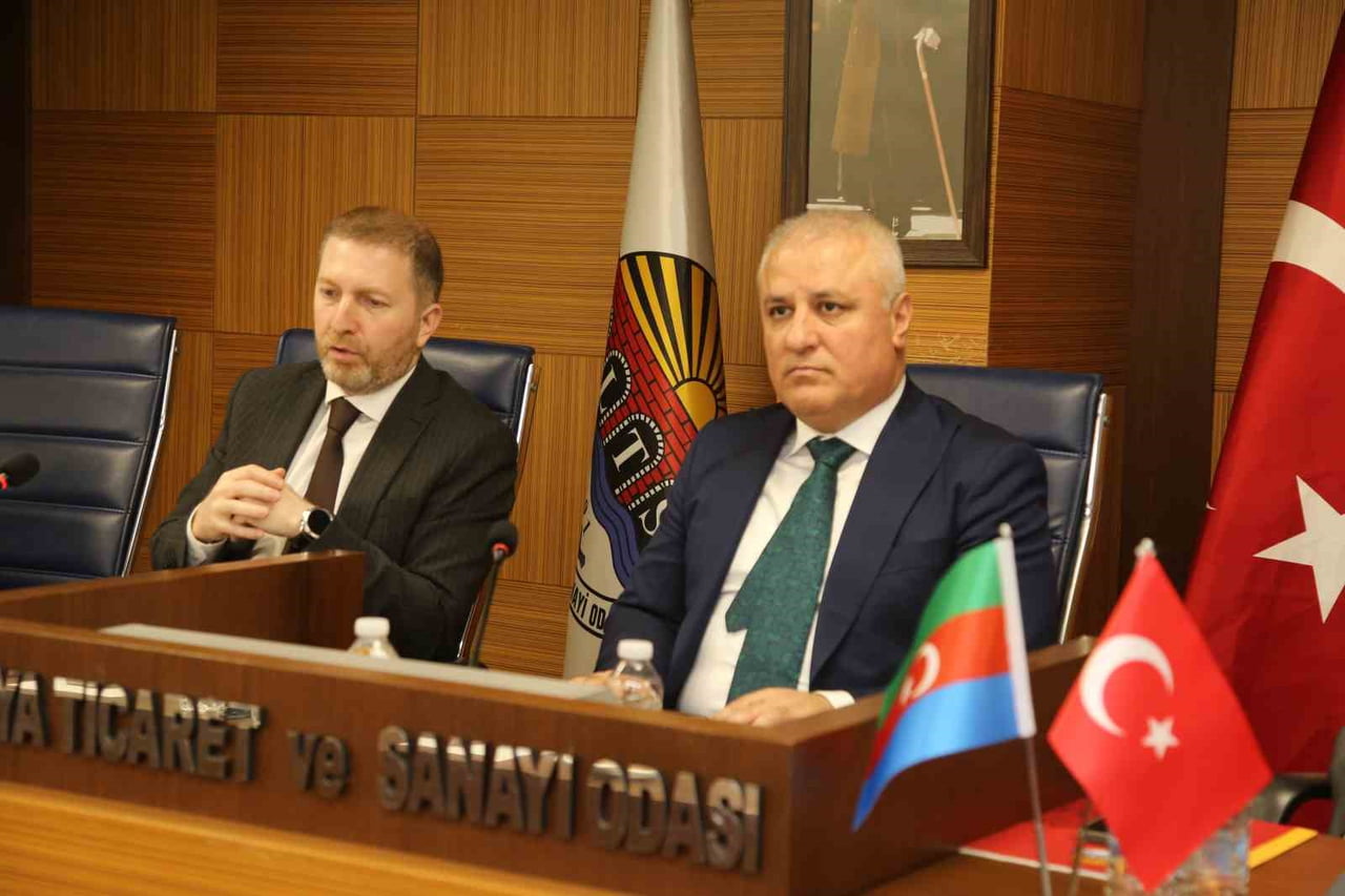 AZERBAYCAN TİCARET TEMSİLCİSİ TAMERLAN TAGHİYEV VE  TİCARET OFİSİ BAŞDANIŞMANI CAVİD ABDULLAYEV...