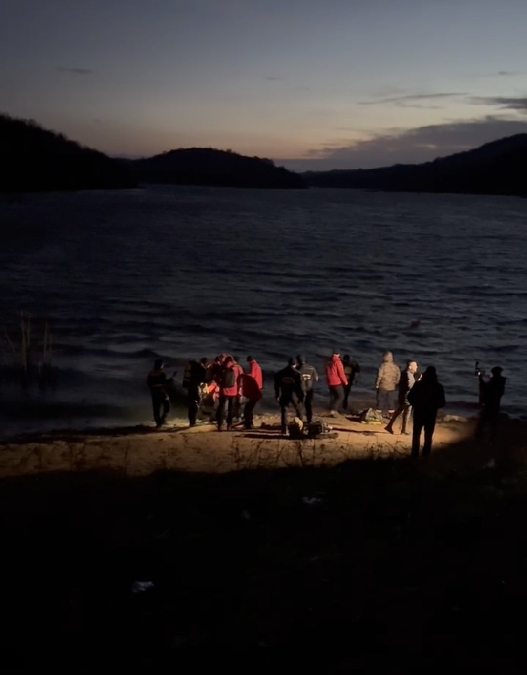 BALIKESİR'DE 8 GÜNDÜR KAYIP OLAN ELİF KUMAL'IN CANSIZ BEDENİNE ULAŞILDI. GÖLETTE YAPILAN...