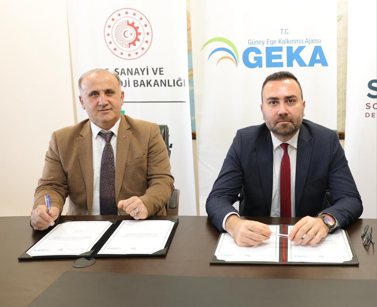 BAŞKAN KAYA İMZALADI: "İNCİRLİOVALI KADINLARIN EMEĞİ DEĞERLENECEK"