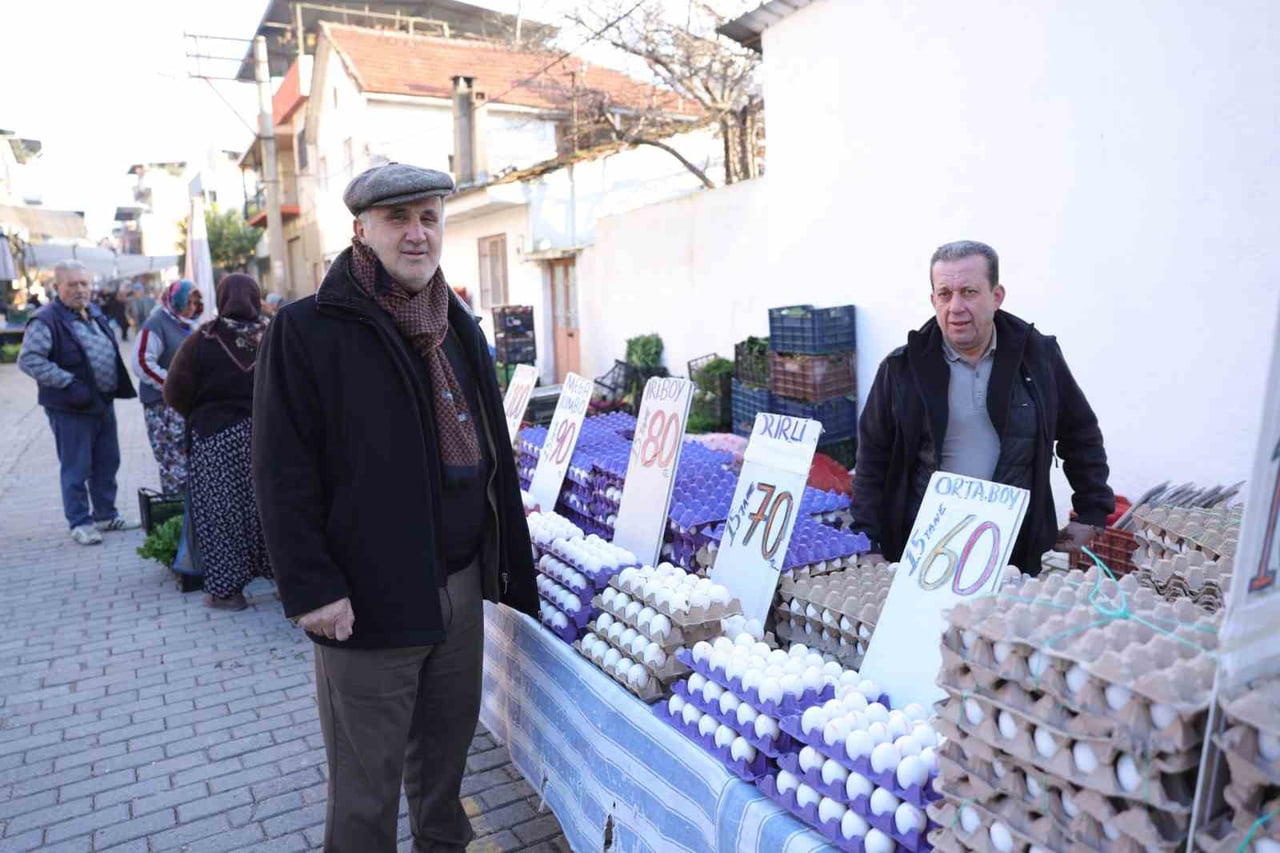 BAŞKAN KAYA: "SOĞUK KIŞ GÜNLERİNDE DE ESNAF VE VATANDAŞLARIMIZIN YANINDA OLMAYI...