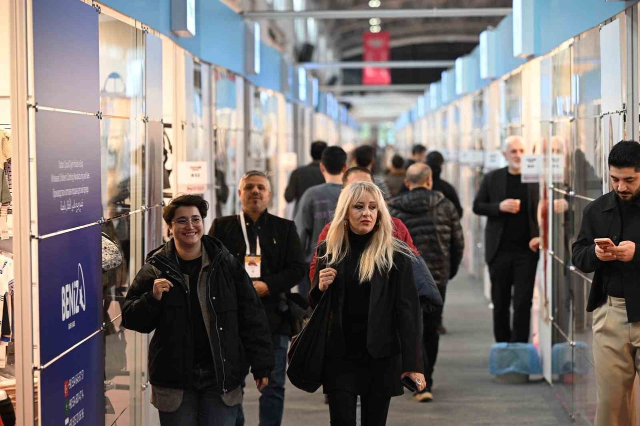 BEBE VE ÇOCUK KONFEKSİYONU SEKTÖRÜNDE TÜRKİYE’NİN KÜRESEL VİTRİNİ KONUMUNDAKİ JUNİOSHOW BURSA...