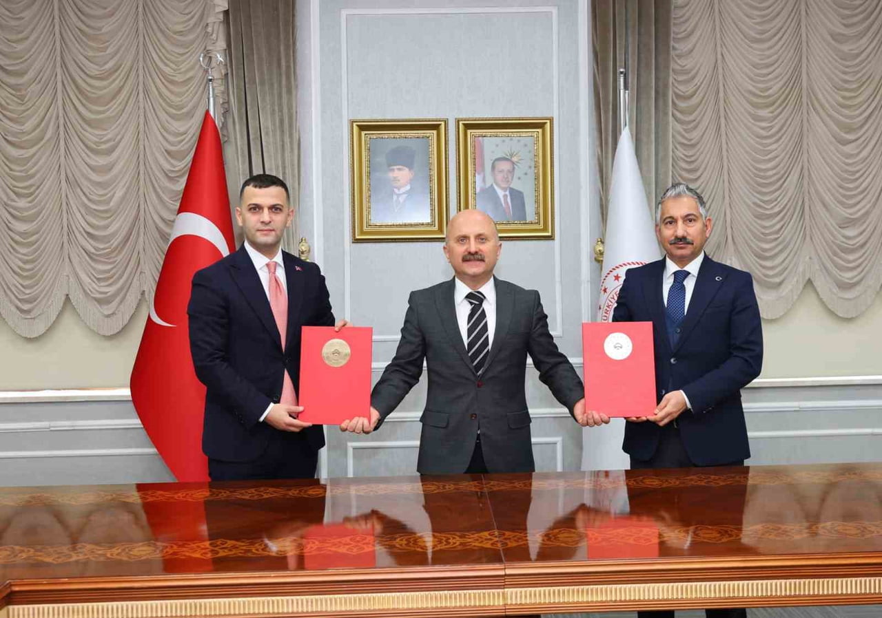 BEREKETLİ TOPRAKLARIYLA TARIMIN ÖNEMLİ MERKEZLERİNDEN BİRİ OLAN ADIYAMAN’DA, ÜRETİCİLERİN...