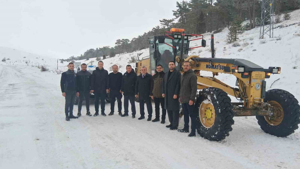 BİLECİK’TE KARLA MÜCADELE ÇALIŞMALARI YERİNDE İNCELENDİ