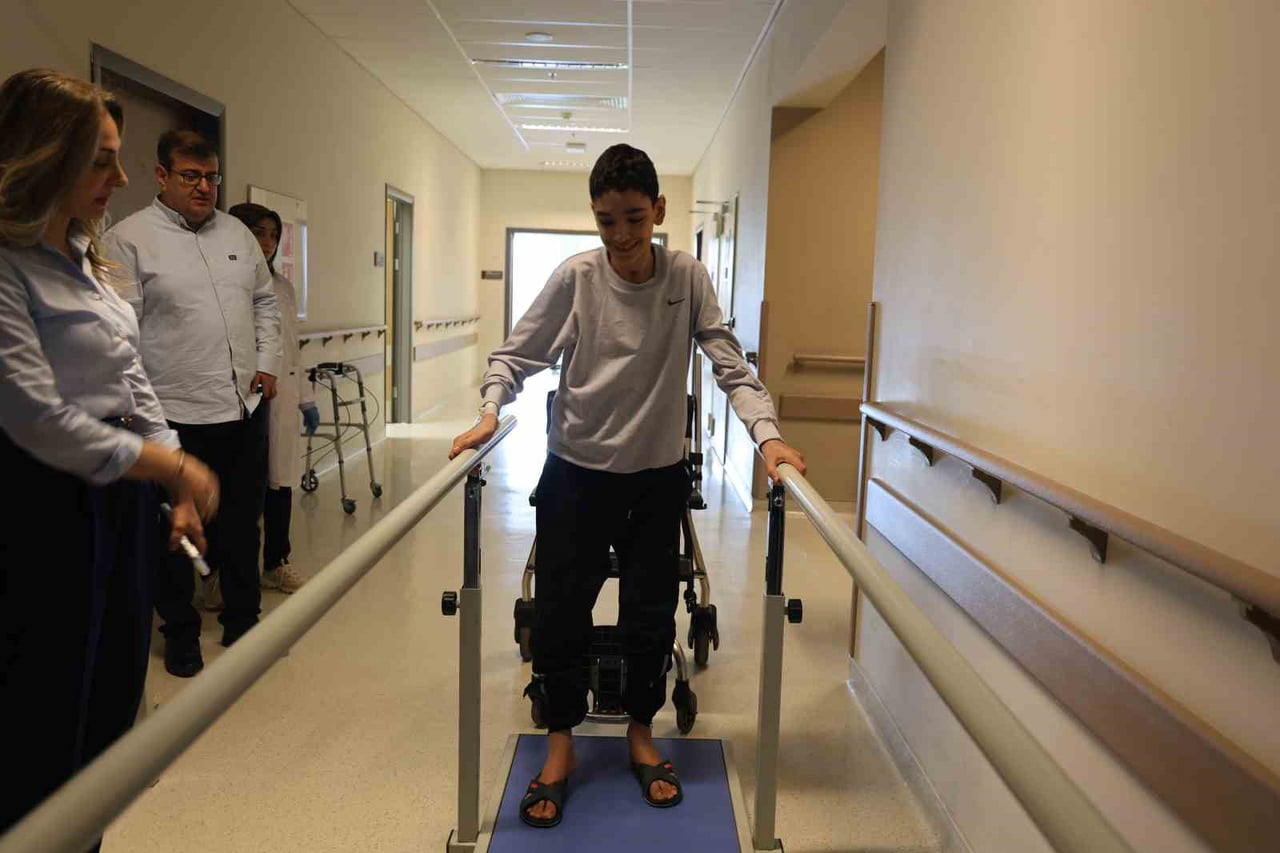 BİNGÖL’DE 2 YIL ÖNCE OTOİMMÜN MİYELİT TANISIYLA ELAZIĞ FETHİ SEKİN ŞEHİR HASTANESİNE SEVK EDİLEN...