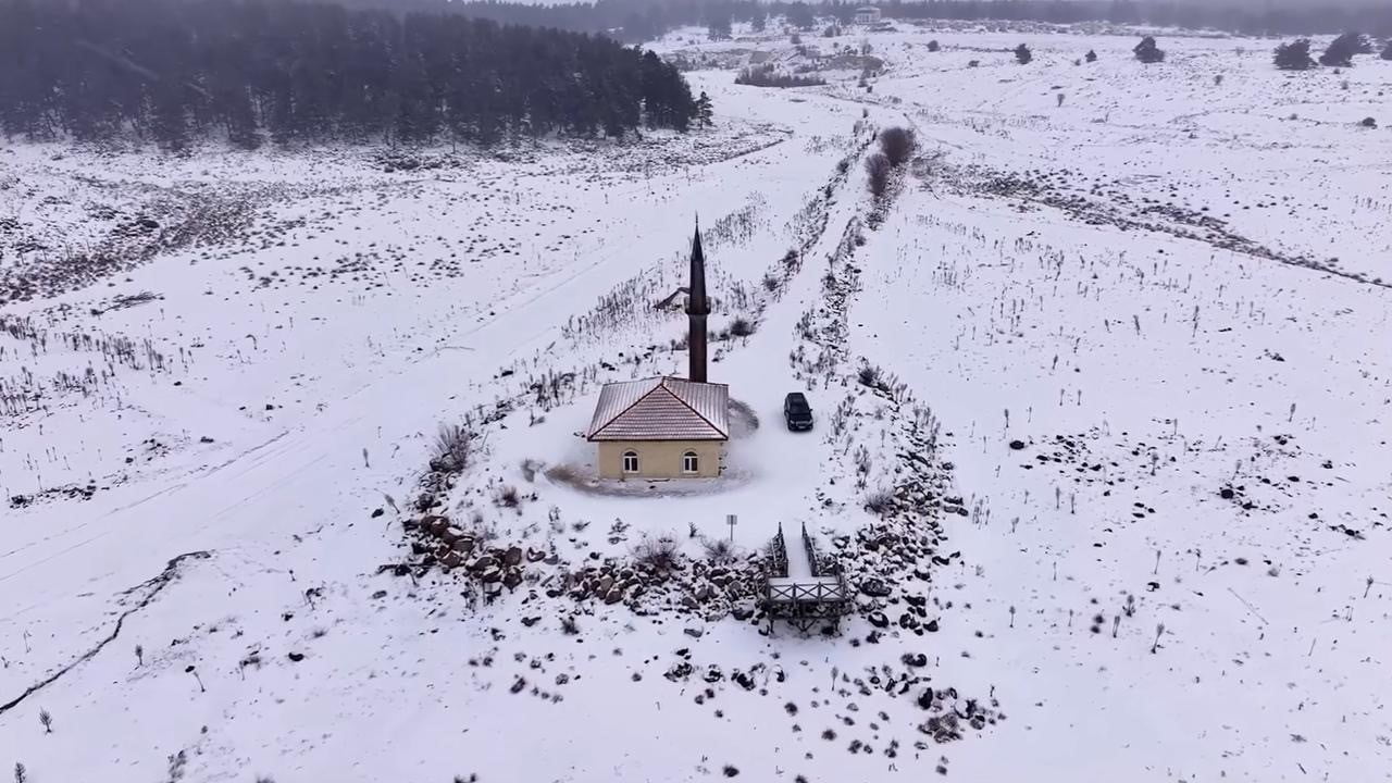 BOLU’DA ETKİLİ OLAN KAR YAĞIŞI, ALADAĞ BÖLGESİNDEKİ ÇAM ORMANLARINDA KARTPOSTALLIK GÖRÜNTÜLER...