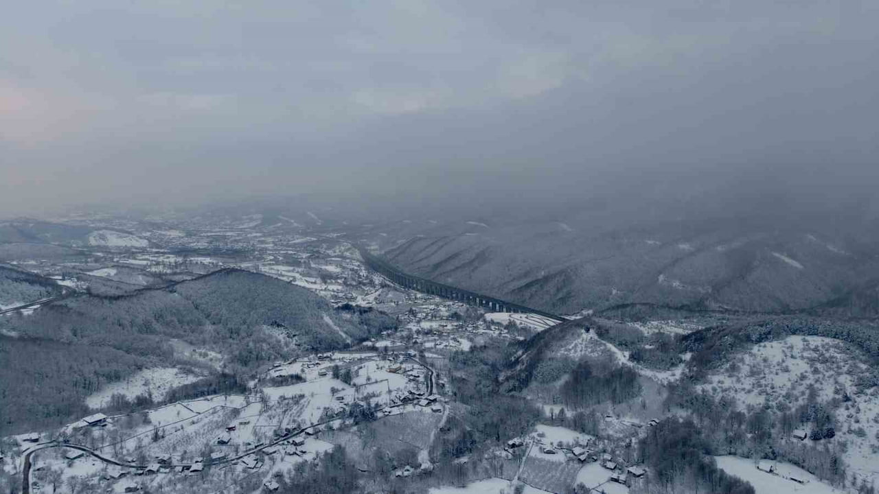 BOLU DAĞI’NDA ETKİLİ OLAN KAR YAĞIŞININ ARDINDAN ORTAYA ÇIKAN EŞSİZ MANZARA, HAVADAN VE KARADAN...