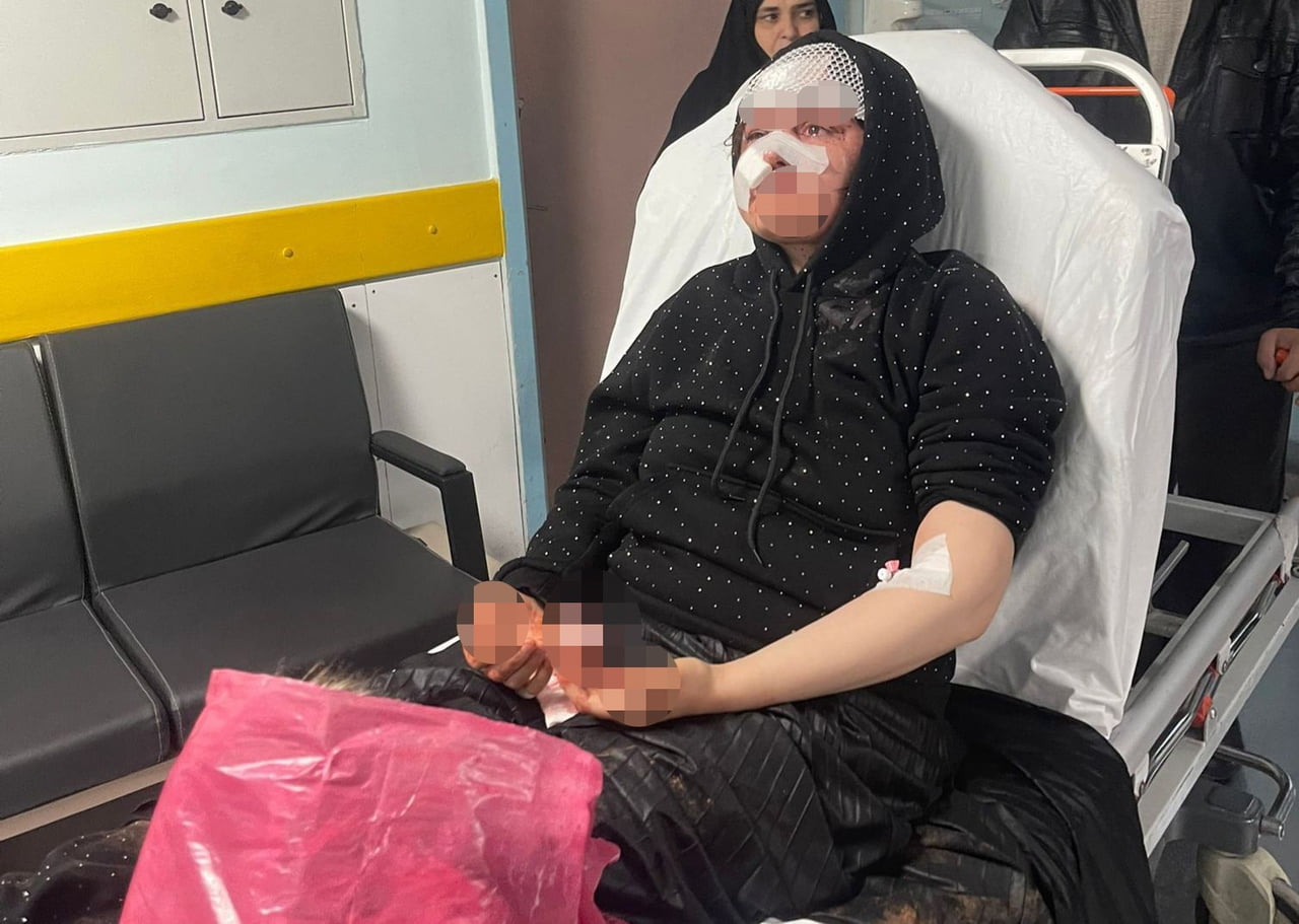 BOŞANMA TALEBİNDEN VE ŞİKAYETİNDEN VAZGEÇMEYEN NAZLI Y., ADLİYE ÖNÜNDE KOCASI FEYZULLAH Y....