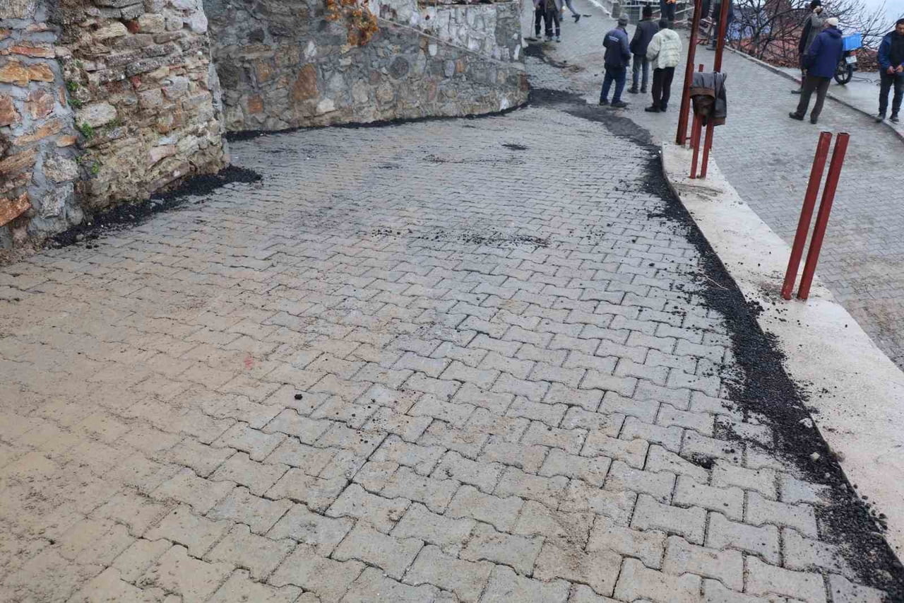 BOZDOĞAN BELEDİYESİ, GENÇ KIZIN YOL İSTEĞİNİ KIRMADI