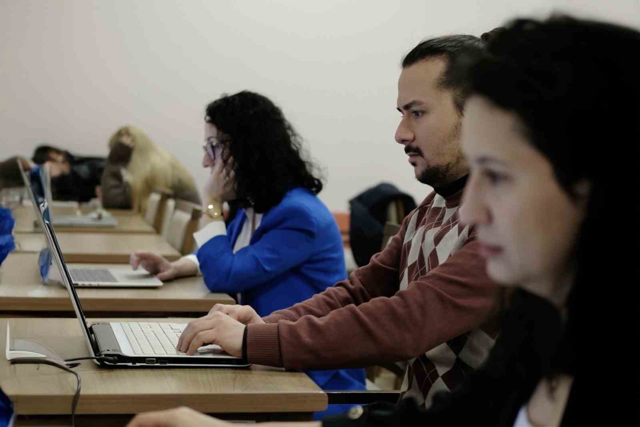 BŞEÜ’DE 164 BİNDEN FAZLA E-KİTAP AKADEMİSYENLERİN ERİŞİMİNE AÇILDI