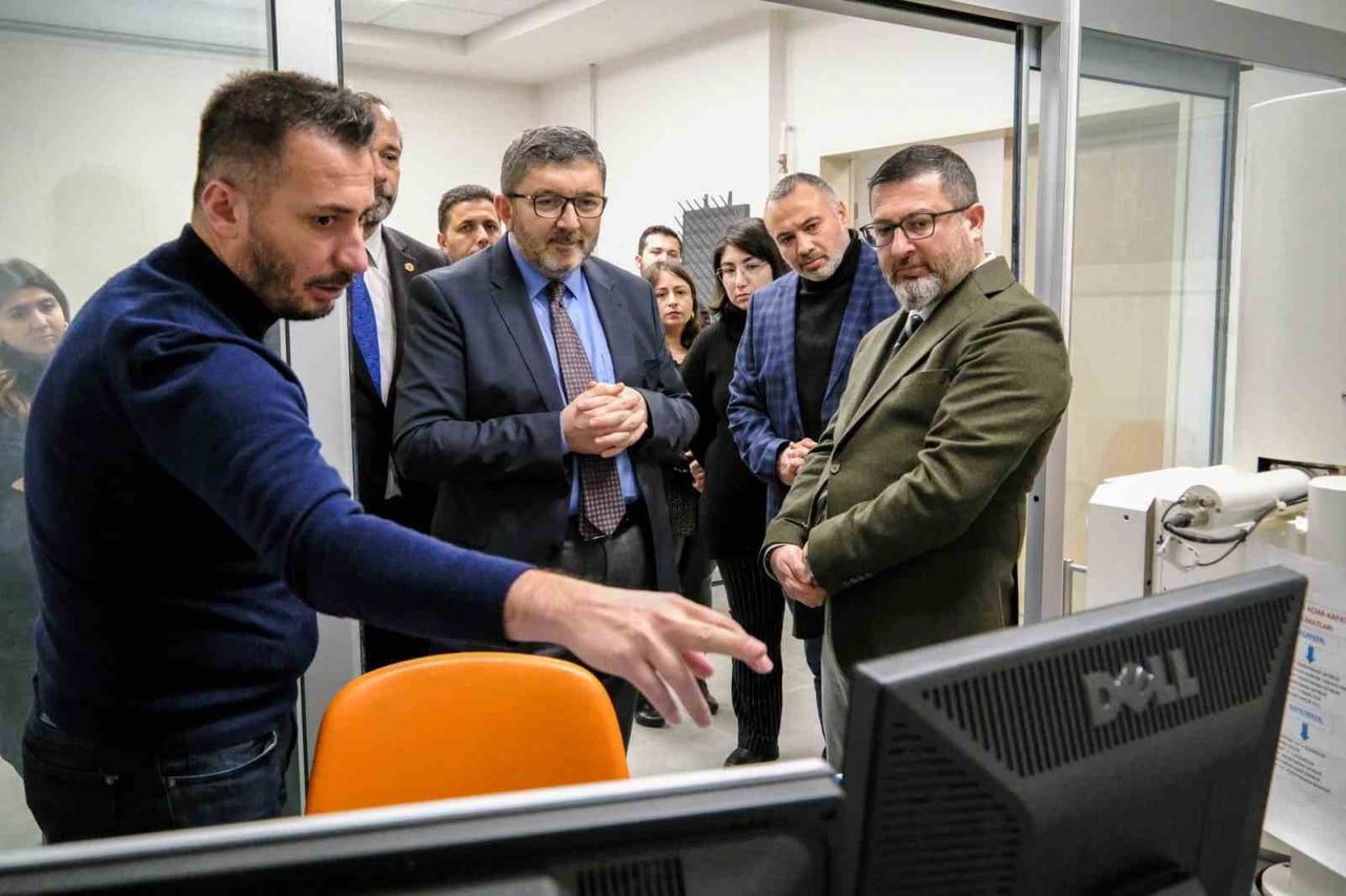 BŞEÜ REKTÖRÜ KAPLANCIKLI ARAŞTIRMA MERKEZLERİNDE İNCELEMELERDE BULUNDU