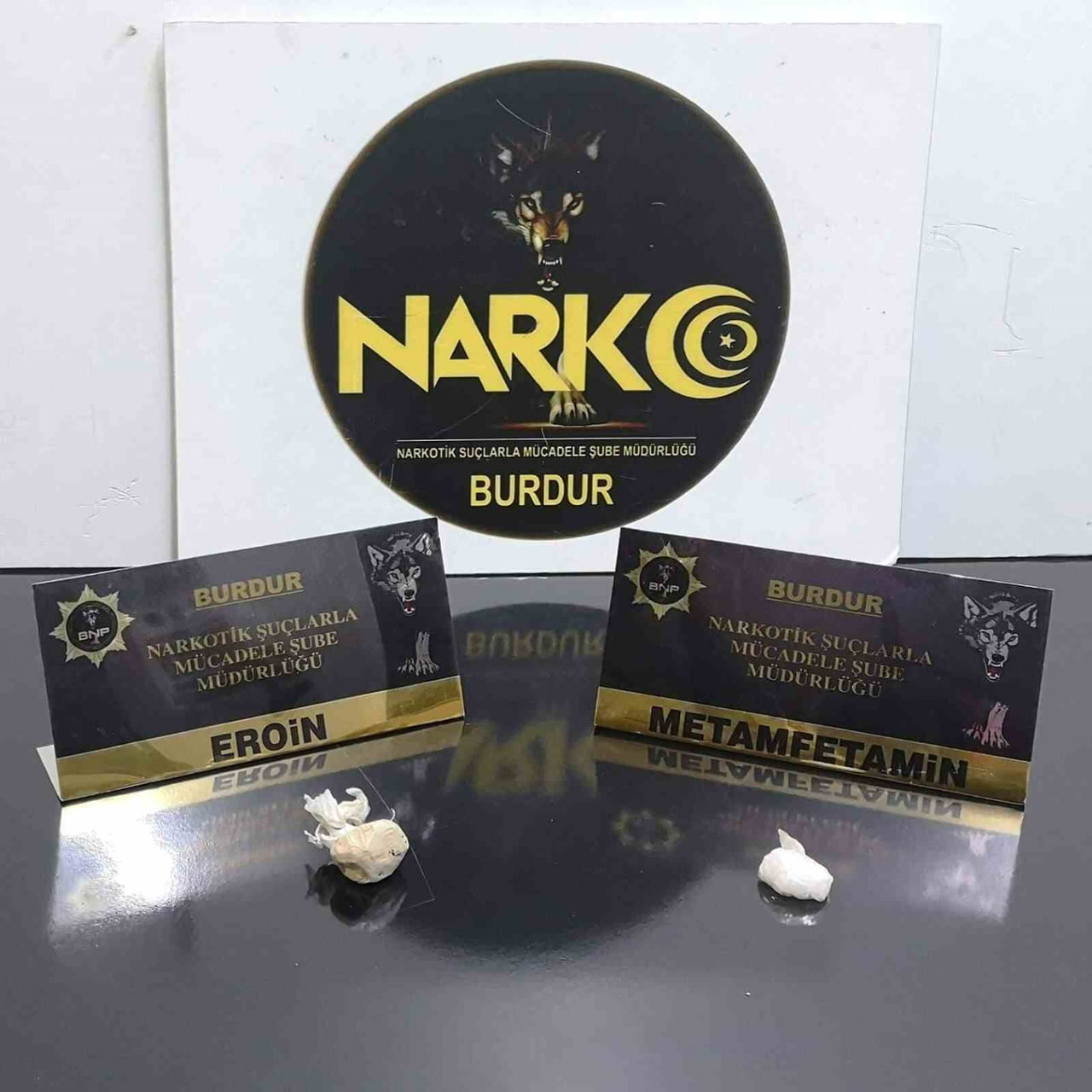 BURDUR’DA NARKOTİK SUÇLARLA MÜCADELE ÇERÇEVESİNDE POLİS EKİPLERİ TARAFINDAN YAPILAN ÇALIŞMALARDA...