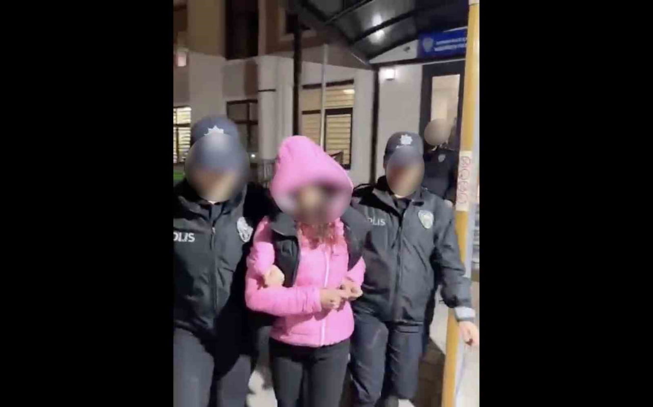 BURSA'DA KESİNLEŞMİŞ HAPİS CEZASI BULUNAN 3 ŞAHIS YAKALANDI  GÖKÇİN ÖDÜL-BURSA/İHA