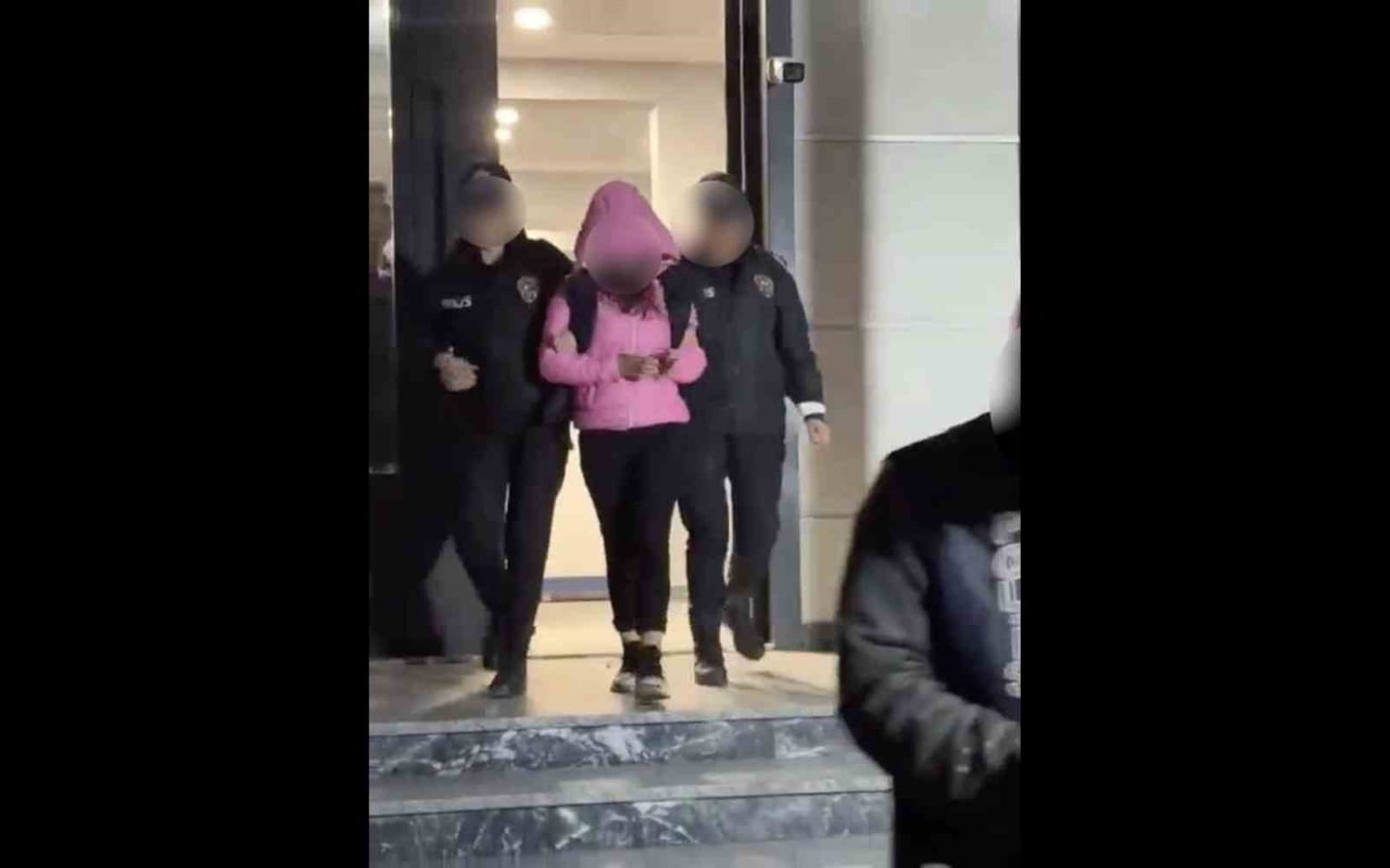 BURSA'DA KESİNLEŞMİŞ HAPİS CEZASI BULUNAN 3 ŞAHIS YAKALANDI  GÖKÇİN ÖDÜL-BURSA/İHA