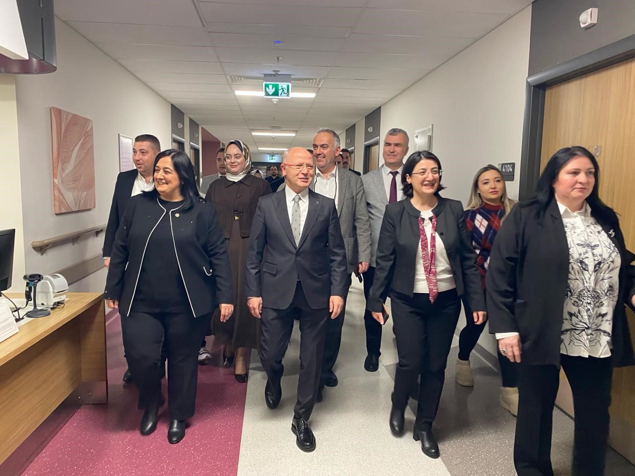 BURSA'DA YENİ YILIN İLK DAKİKALARI, BURSA ŞEHİR HASTANESİ'NDE YAŞANAN DOĞUM SEVİNCİYLE KARŞILANDI....