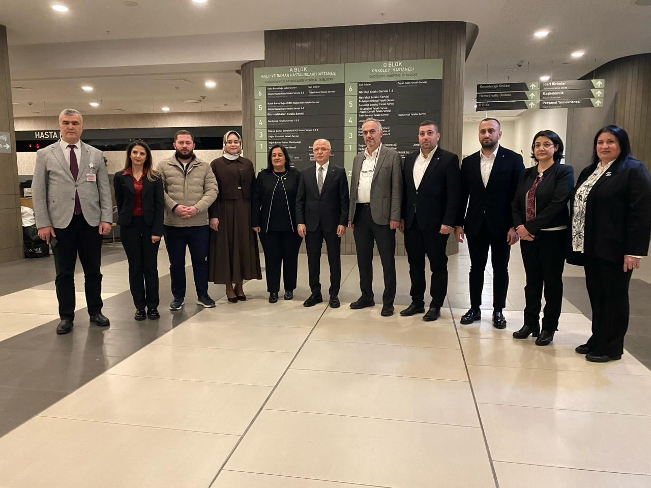 BURSA'DA YENİ YILIN İLK DAKİKALARI, BURSA ŞEHİR HASTANESİ'NDE YAŞANAN DOĞUM SEVİNCİYLE KARŞILANDI....