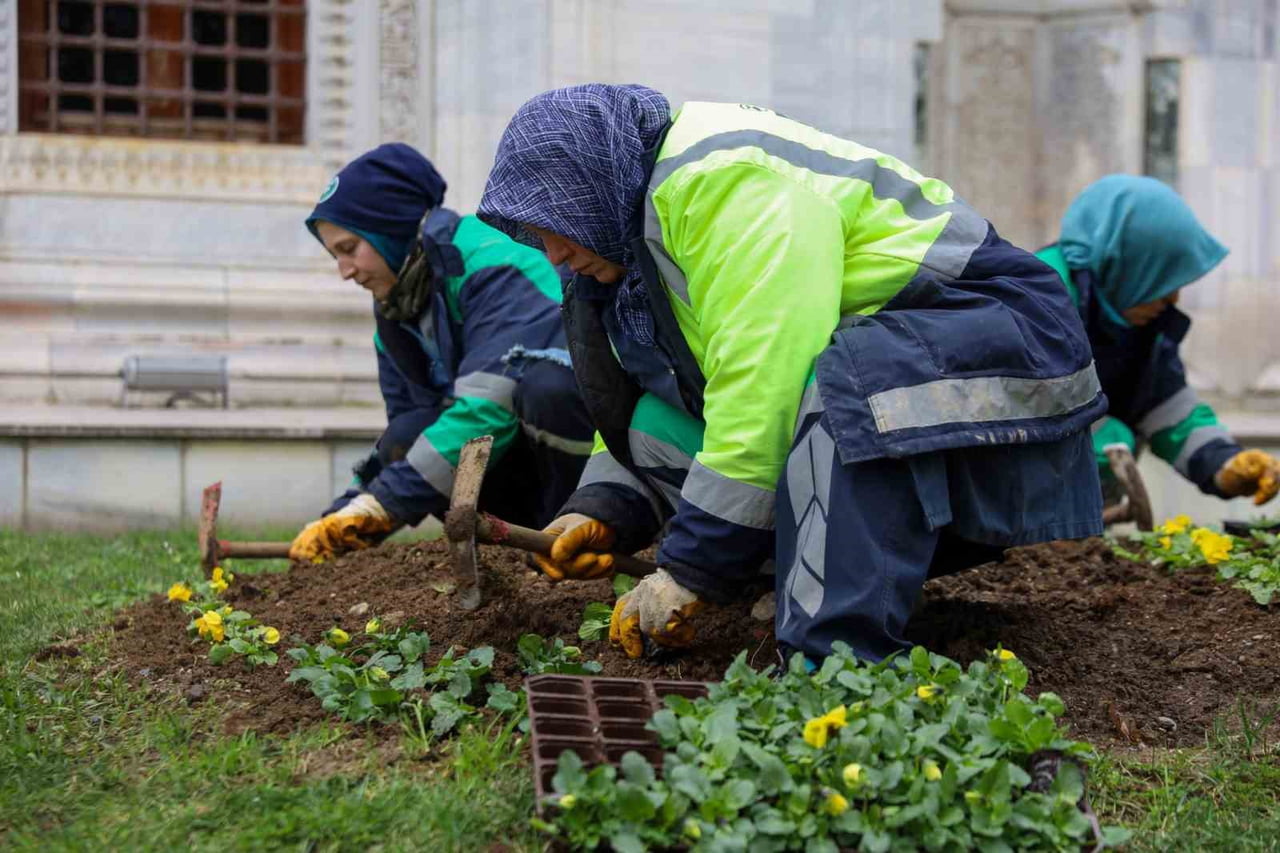 BURSA BÜYÜKŞEHİR BELEDİYESİ, BİR TARAFTAN KENTİN TARİHİ VE KÜLTÜREL MİRASINI KORURKEN, DİĞER...