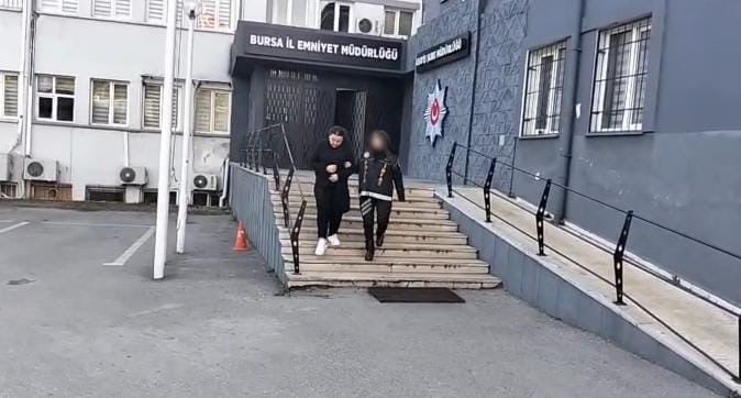 BURSA EMNİYET MÜDÜRLÜĞÜ EKİPLERİNCE YÜRÜTÜLEN ÇALIŞMALAR KAPSAMINDA, UYUŞTURUCU VEYA UYARICI MADDE...