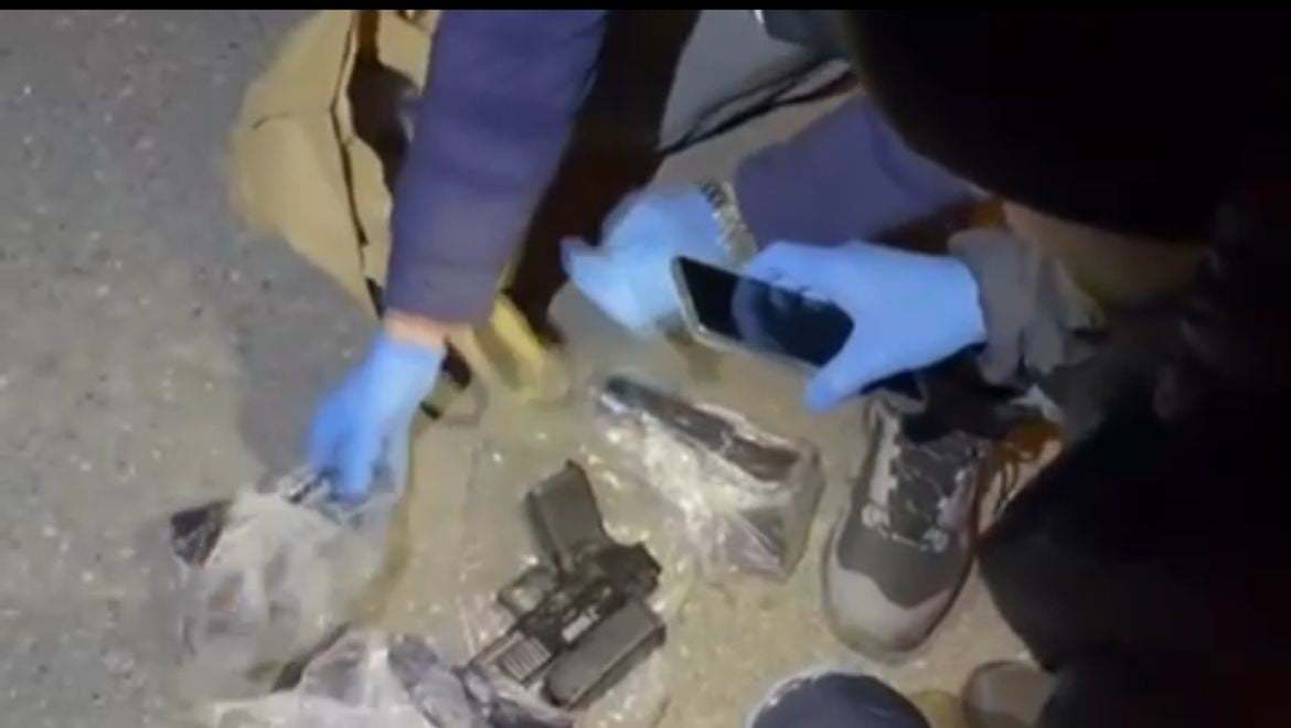 BURSA İL EMNİYET MÜDÜRLÜĞÜ EKİPLERİNCE UYUŞTURUCU TİCARİ YAPAN 3 ŞÜPHELİYE YÖNELİK YAPILAN...