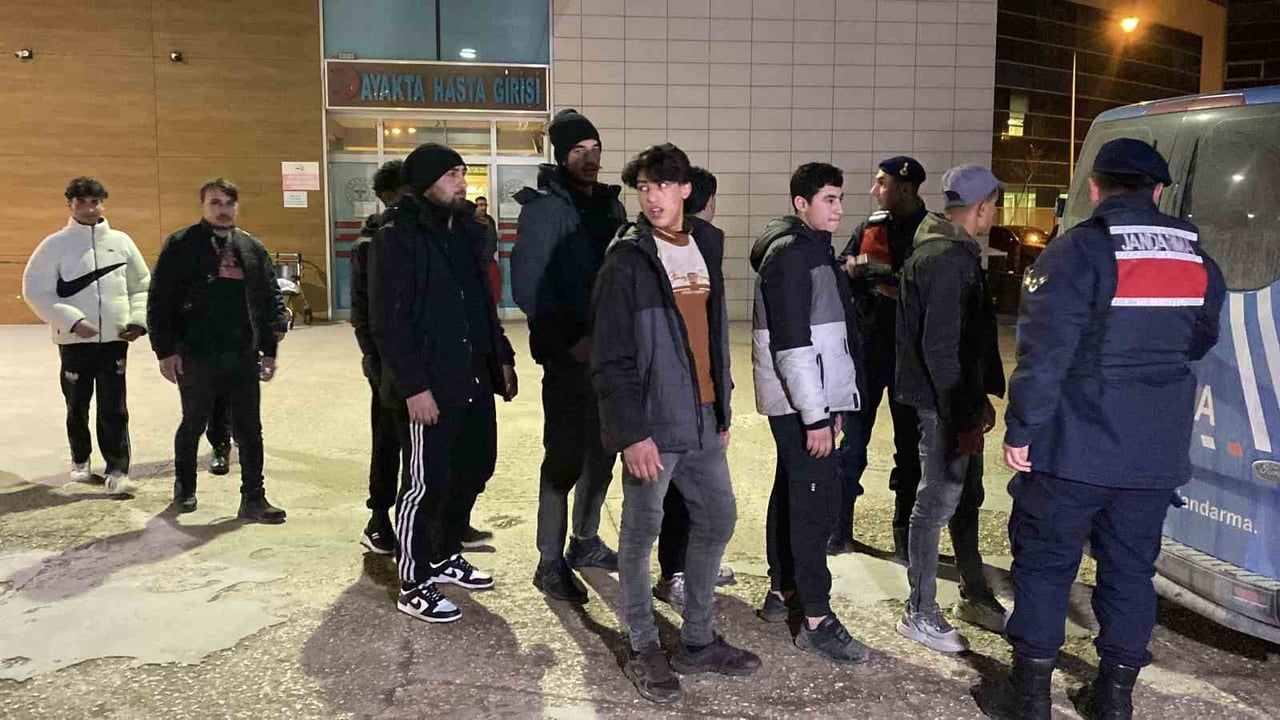 BURSA’NIN İNEGÖL İLÇESİNDE, JANDARMA KOMUTANLIĞI EKİPLERİ TARAFINDAN DÜZENLENEN OPERASYONDA ÜLKEYE...