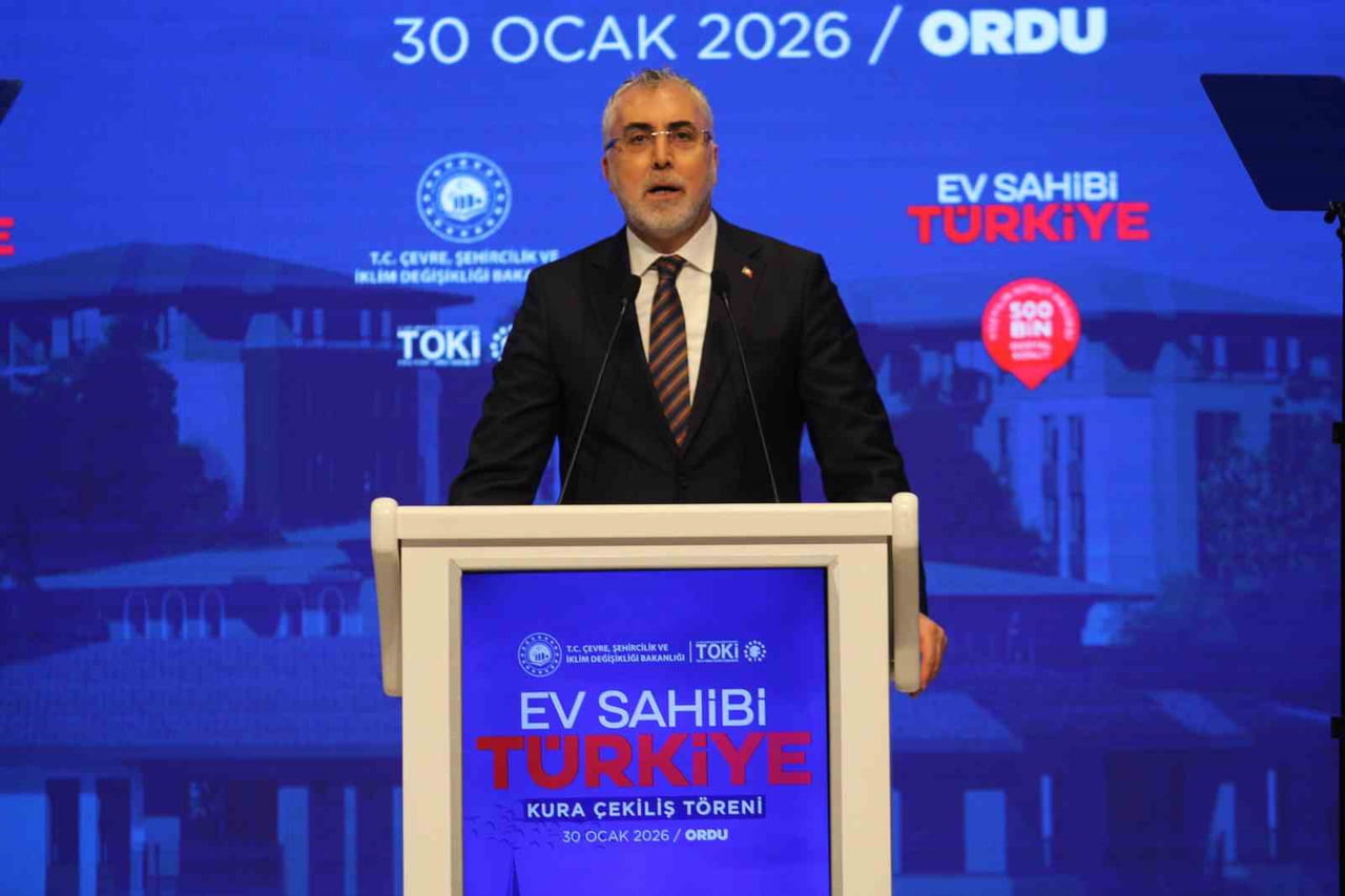 ÇALIŞMA VE SOSYAL GÜVENLİK BAKANI VEDAT IŞIKHAN