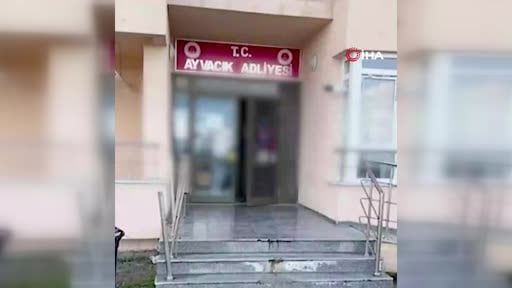 Çanakkale'de 28 kaçak göçmen yakalandı, 3 göçmen kaçakçısı şüphelisi tutuklandı