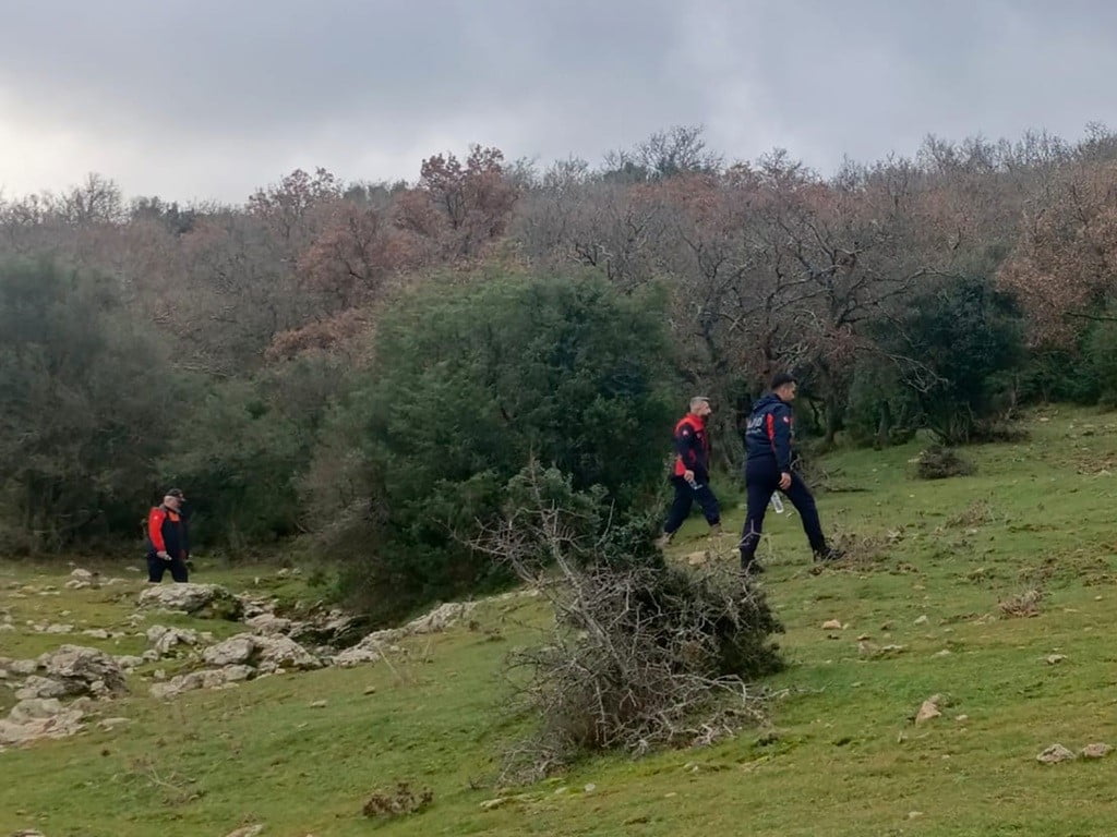 ÇANAKKALE'NİN EZİNE İLÇESİNDE KAYBOLAN DEMANS HASTASI 80 YAŞINDAKİ KADIN AFAD EKİPLERİNCE SAĞ...