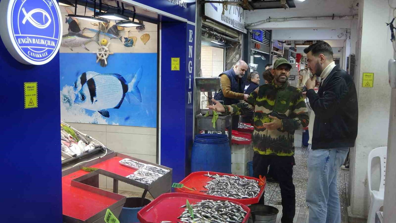 ÇANAKKALE’DE BALIKHALİ ESNAFLARINDAN HASAN DOĞUŞ TUNÇ, KASIM ARALIK AYALARI ARASINDA BEKLENEN...