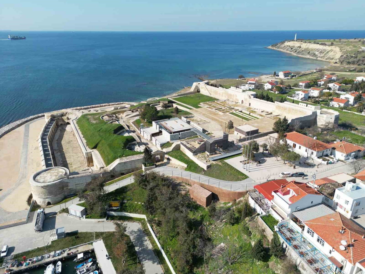 ÇANAKKALE SAVAŞLARI'NIN YAŞANDIĞI TARİHİ GELİBOLU YARIMADASI'NDA BİR ASIR SONRA RESTORASYON...