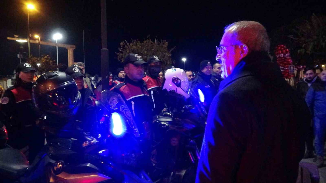 ÇANAKKALE VALİSİ DOÇ.DR. ÖMER TORAMAN, YILBAŞINDA GÖREV BAŞINDA OLAN POLİS, JANDARMA VE SAHİL...