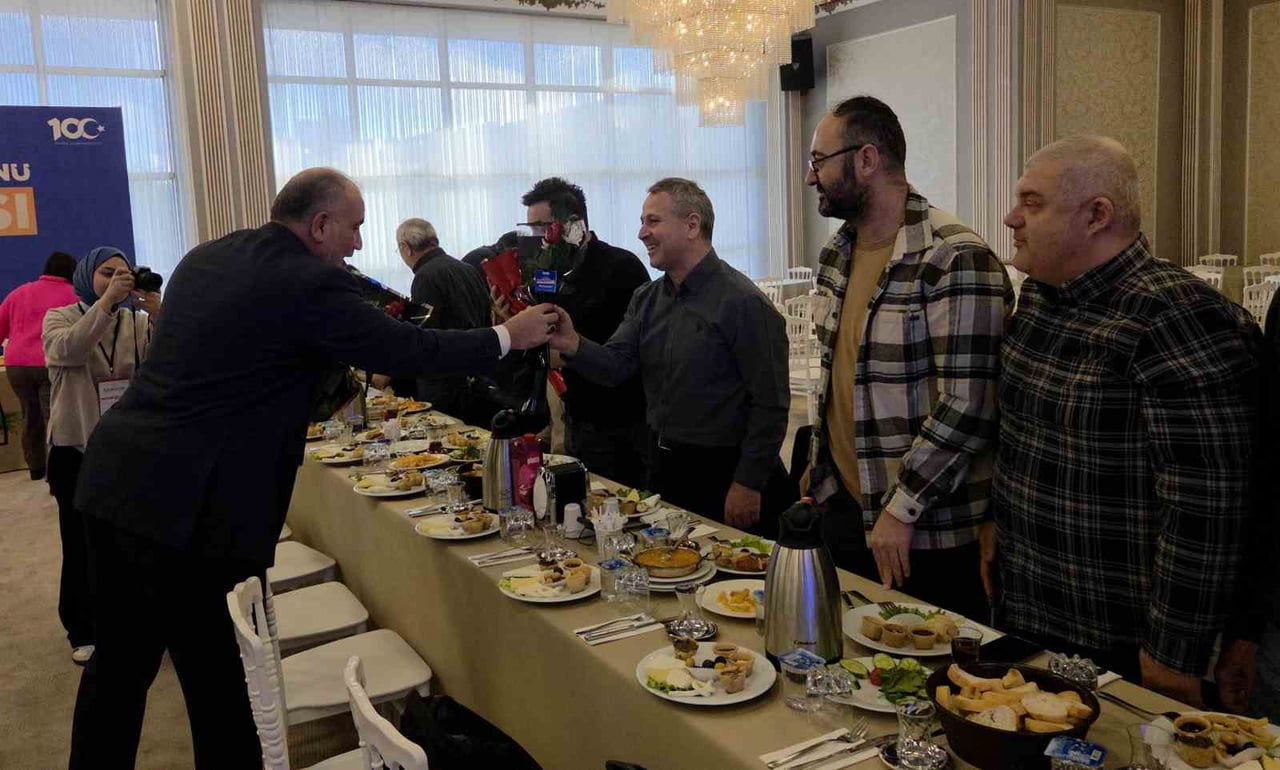 CANİK BELEDİYE BAŞKANI İBRAHİM SANDIKÇI, 10 OCAK ÇALIŞAN GAZETECİLER GÜNÜ KAPSAMINDA BASIN...