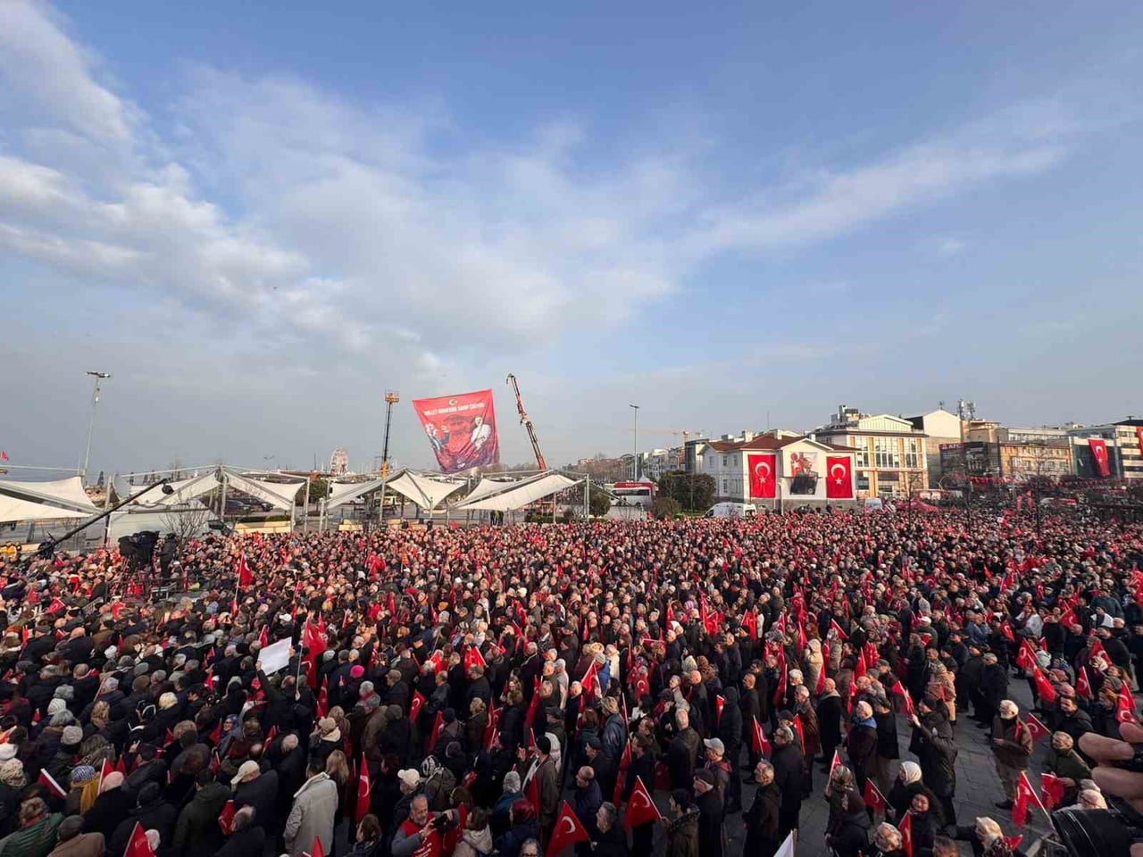 CHP GENEL BAŞKANI ÖZGÜR ÖZEL, PARTİSİ TARAFINDAN YALOVA’DA DÜZENLENEN MİTİNGDE KONUŞTU.