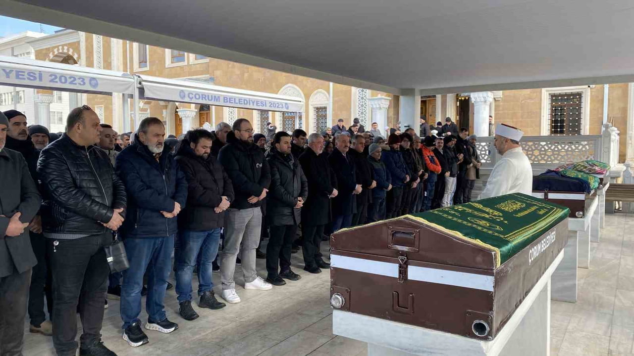 ÇORUM'DA SİLAHLA VURULAN KADIN VE EŞİYLE İLGİLİ YENİ DETAYLAR ÇIKTI. ŞAHSIN EŞİNİ ÖLDÜRDÜKTEN...