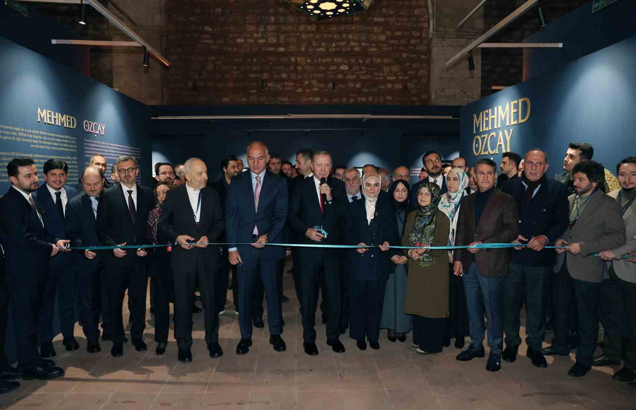 CUMHURBAŞKANI RECEP TAYYİP ERDOĞAN, TOPHANE-İ AMİRE KÜLTÜR VE SANAT MERKEZİ'NDE DÜZENLENEN HANE...