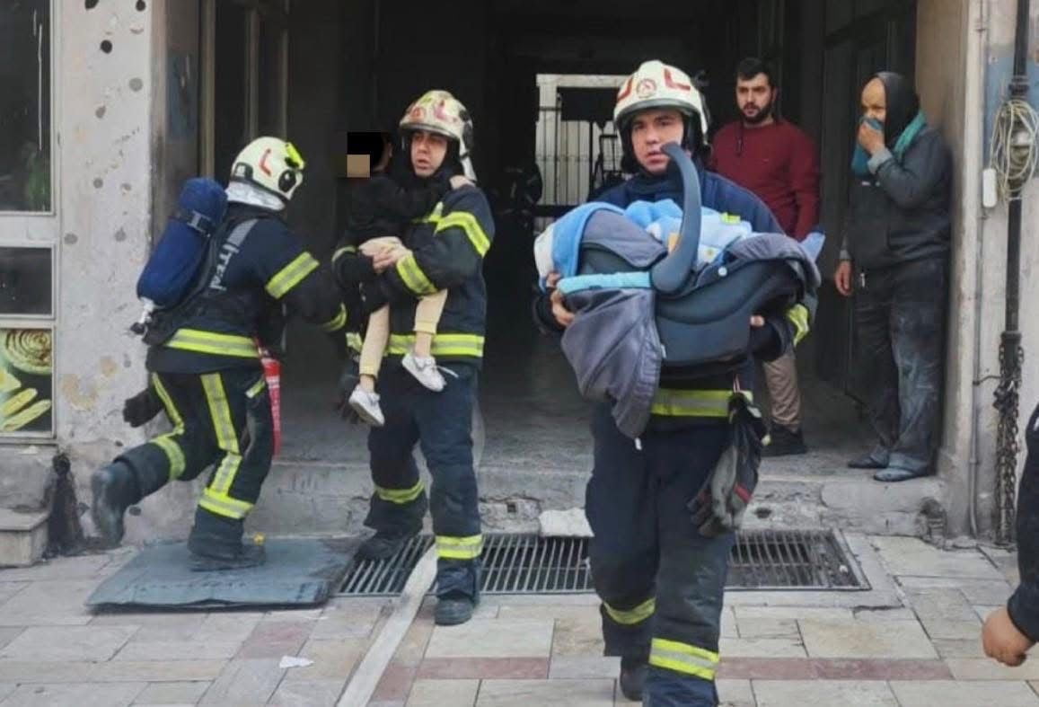 DENİZLİ BÜYÜKŞEHİR BELEDİYESİ İTFAİYESİ, 2025 YILINDA 4 BİN 578 YANGIN, 2 BİN 116 KURTARMA...