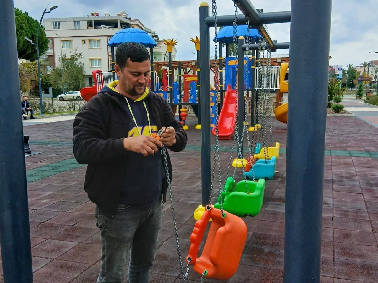 DİDİM BELEDİYESİ, KENT ESTETİĞİNİ KORUMAK VE HALKIN DAHA YEŞİL, DAHA YAŞANABİLİR ALANLARDA VAKİT...