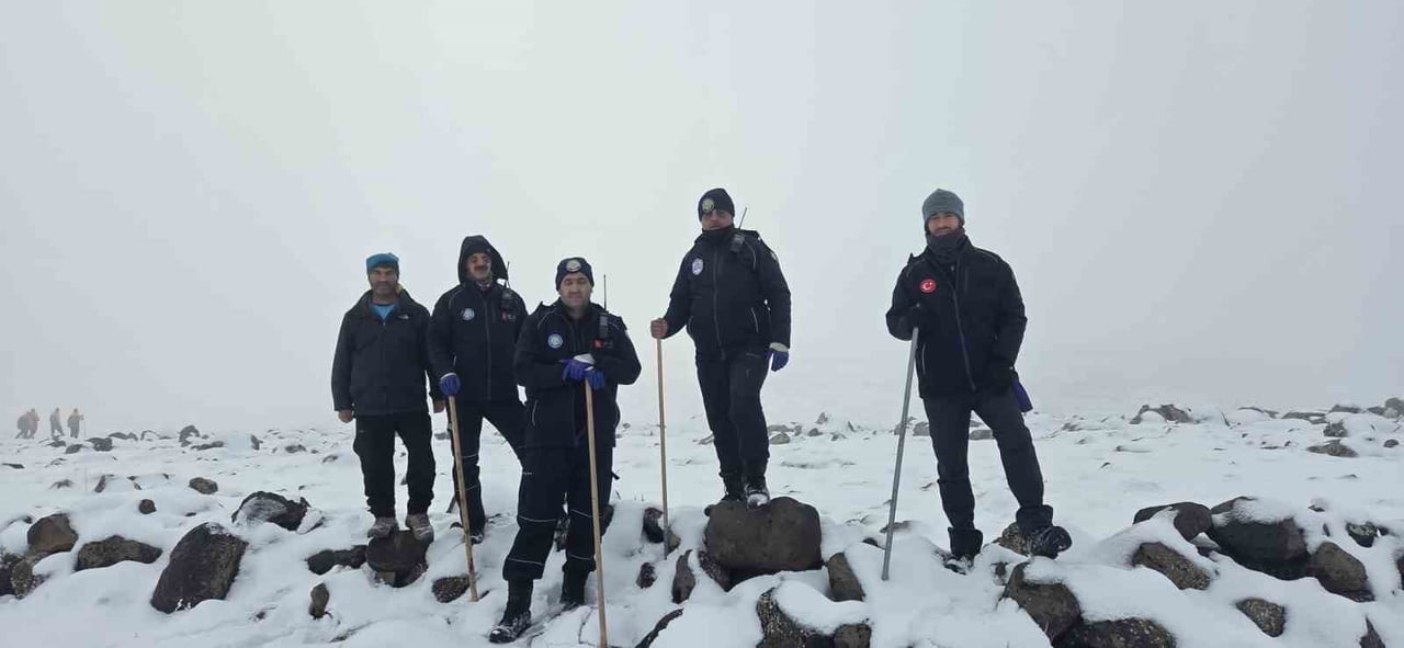 DİYARBAKIR'IN ÇINAR İLÇESİNDE KAYIP 45 YAŞINDAKİ ŞİZOFRENİ HASTASI KADIN, TERMAL VE DRON...