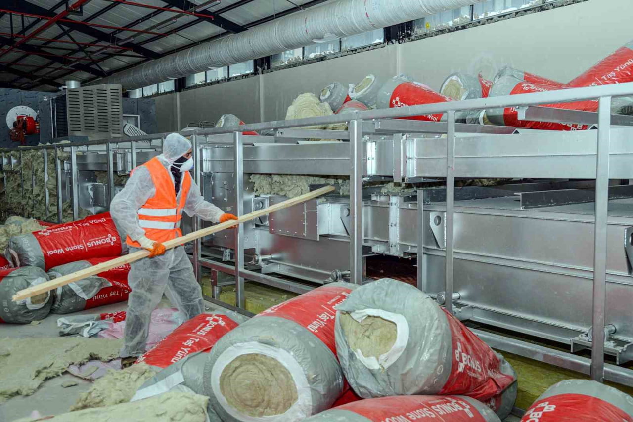 DİYARBAKIR BÜYÜKŞEHİR BELEDİYESİ TARAFINDAN VATANDAŞLARIN TEMEL GIDA MADDELERİNE UYGUN FİYATLARLA...