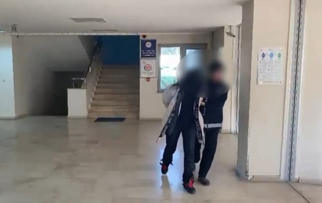 DİYARBAKIR’DAN İSTANBUL’A UYUŞTURUCU MADDE TAŞIDIĞI TESPİT EDİLEN GÜNEY AFRİKA UYRUKLU KADIN ŞAHIS...