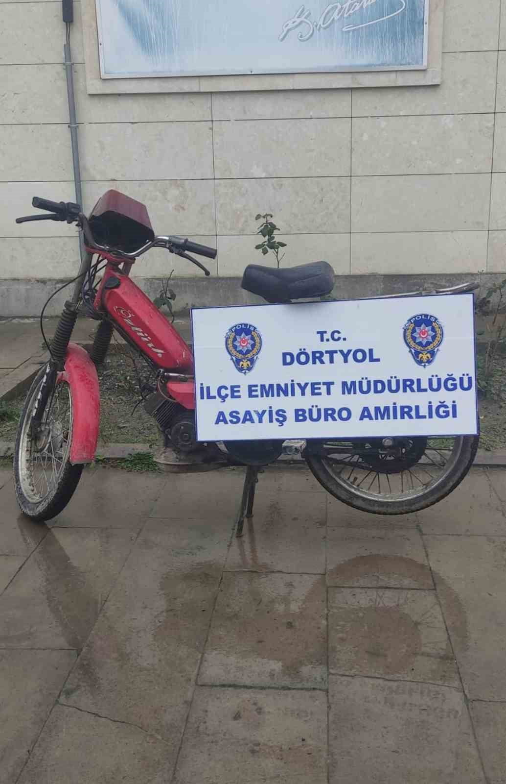 DÖRTYOL’DA MOTOSİKLET HIRSIZLIĞI: 1 KİŞİ TUTUKLANDI
