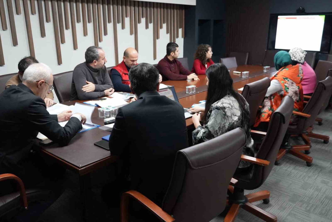 DÜZCE GENÇLİK VE SPOR İL MÜDÜRÜ ZEKERİYA ARSLANTÜRK’ÜN KATILIMIYLA, EĞİTİM, ARAŞTIRMA VE...