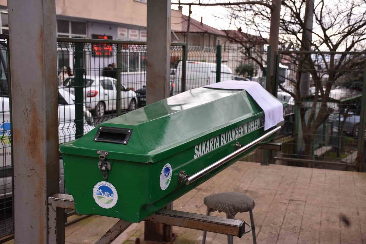 DÜZCE’NİN AKÇAKOCA İLÇESİNDE TARTIŞTIĞI ŞAHIS TARAFINDAN TÜFEKLE VURULARAK HAYATINI KAYBEDEN 22...