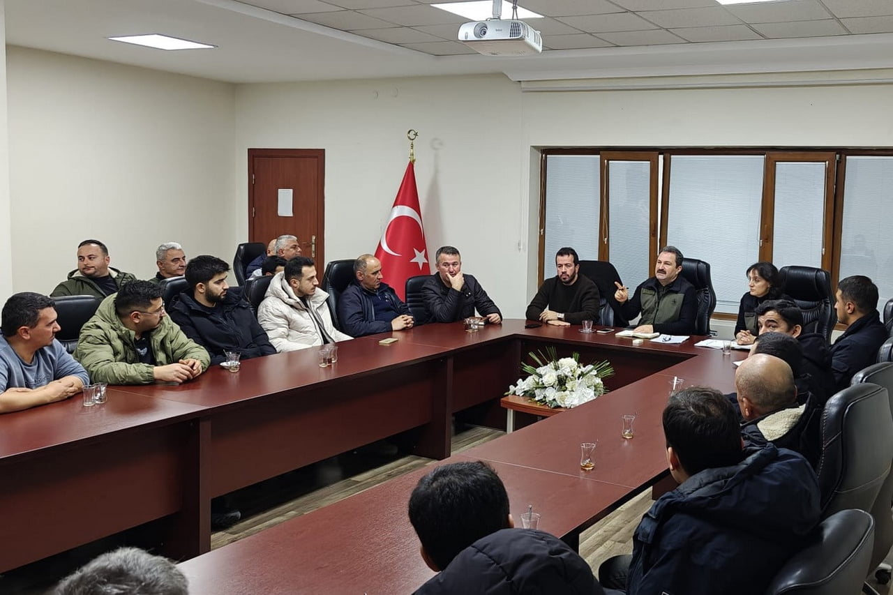 DÜZCE ORMAN İŞLETME MÜDÜRLÜĞÜ, GÖREVE BAŞLAYAN PERSONELİNE YÖNELİK BİLGİLENDİRME VE HİZMET İÇİ...