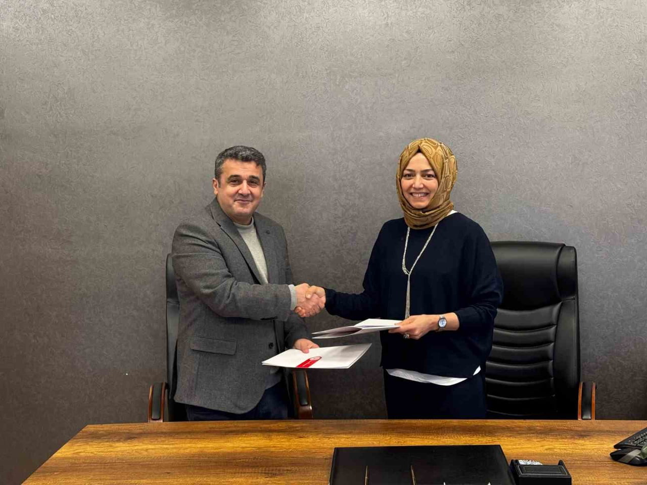 DÜZCE ÜNİVERSİTESİ AKÇAKOCA MESLEK YÜKSEKOKULU İLE AKÇAKOCA SÜHA GÜVEN TURİZM MESLEKİ VE TEKNİK...