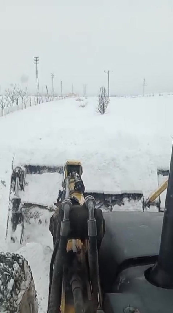 EDİNİLEN BİLGİYE GÖRE, AMASYA MERKEZE BAĞLI YAĞCIABDAL KÖYÜNDEN GELEN YARDIM ÇAĞRISI AMASYA İL...