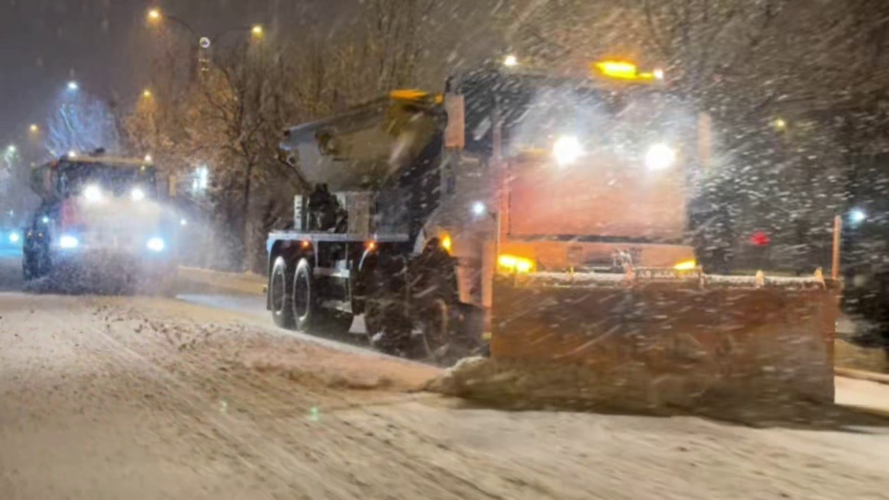 ELAZIĞ’DA DÜN GECE BAŞLAYAN VE HALEN ETKİSİNİ SÜRDÜREN KAR YAĞIŞINDAN DOLAYI, ELAZIĞ BELEDİYESİ...