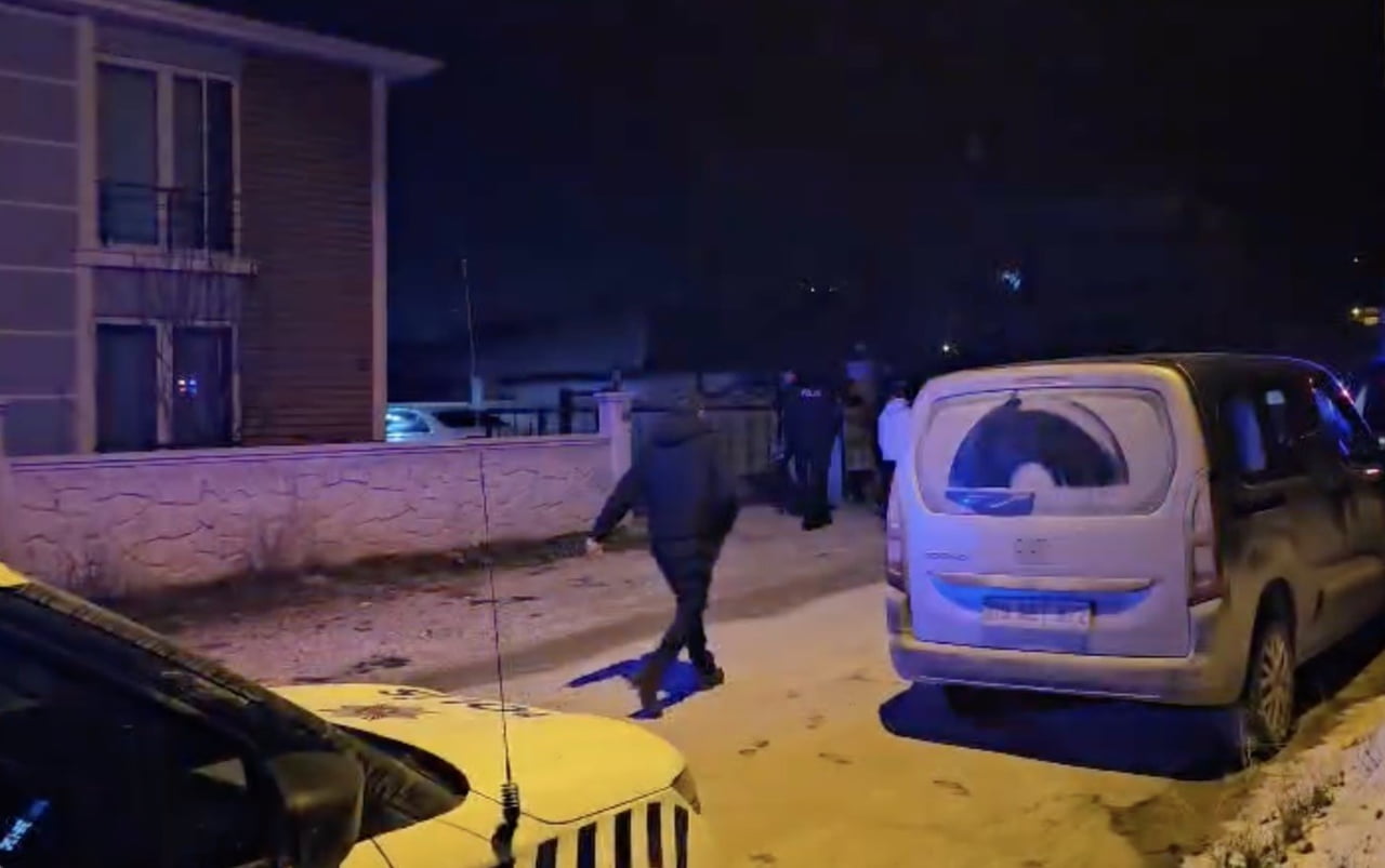 EMNİYET PERSONELLERİNİN OLAYA MÜDAHALEDE BULUNMASI