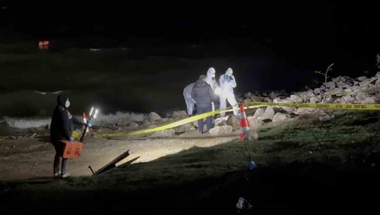 ERDEK KAPIDAĞ'DA 8 GÜNDÜR KAYIP OLARAK ARANAN ELİF KUMAL'IN CENAZESİNE ULAŞILDI. ARACIN VE ELİF'İN...