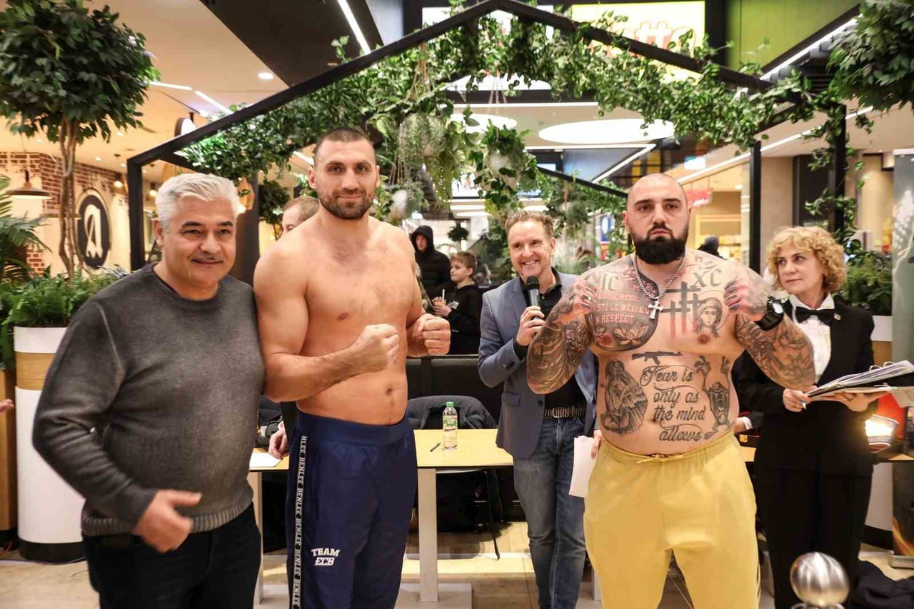 EROL CEYLAN (SOL 1), VİKTOR FAUST (SOL 2), TODORCHE CVETKOV (SAĞ)