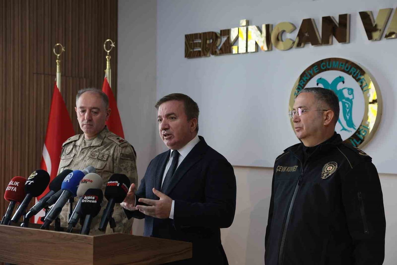 ERZİNCAN VALİSİ HAMZA AYDOĞDU, 2025 YILINA AİT ASAYİŞ VE GÜVENLİK VERİLERİNİ DÜZENLEDİĞİ BASIN...